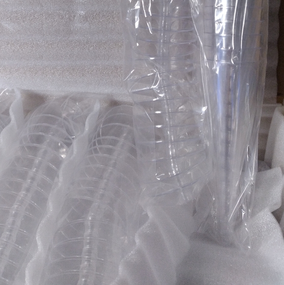 Champagne Flutes - Picture 3 of 3